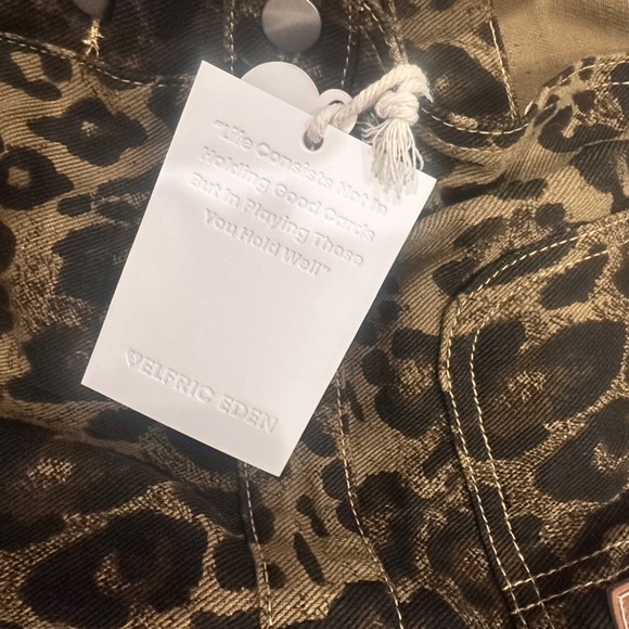 Cheetah print overalls. Oversized - Picture 4 of 4